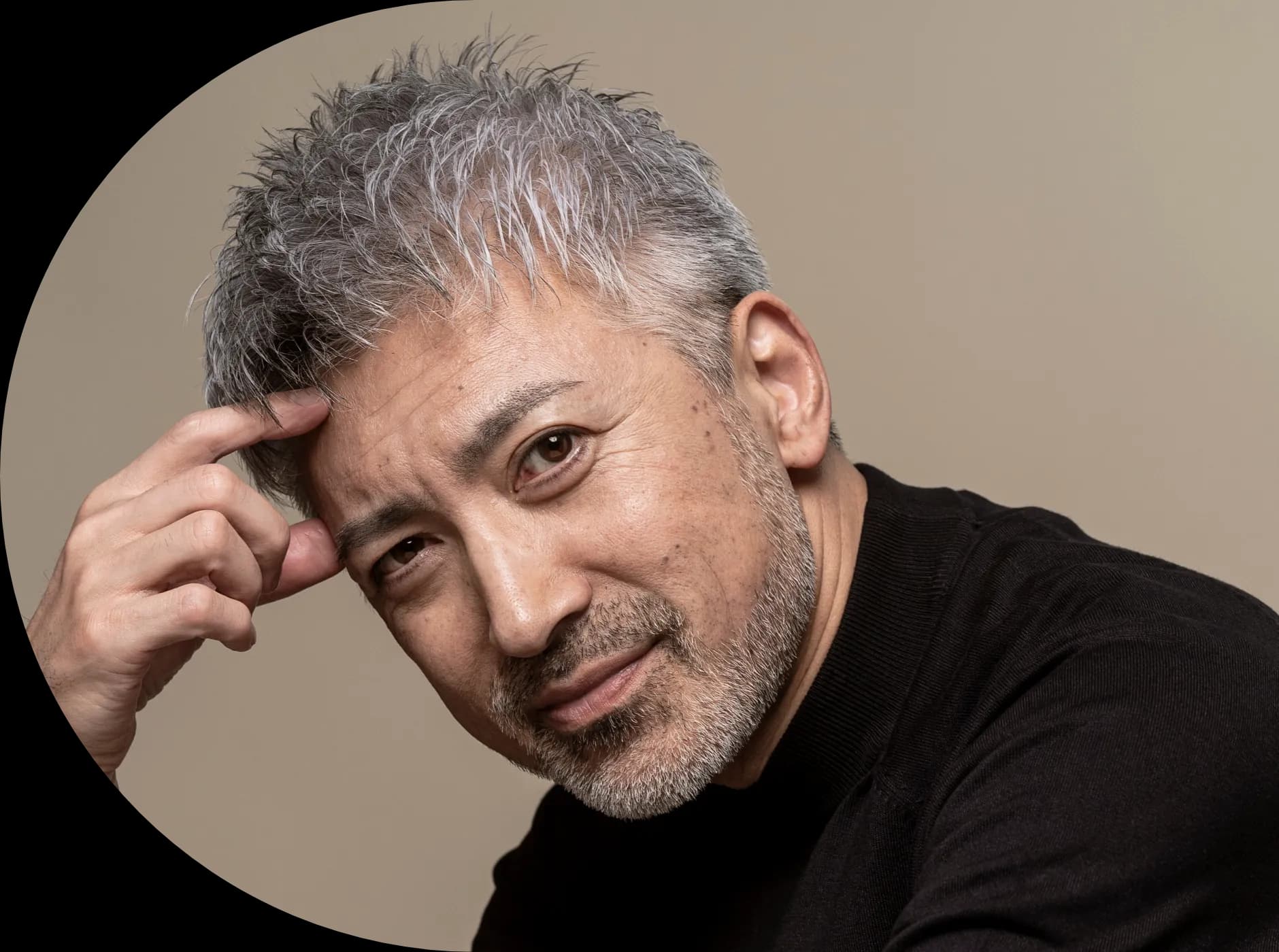 Facelift for men - special care needed due to shorter hair and hairline during surgery